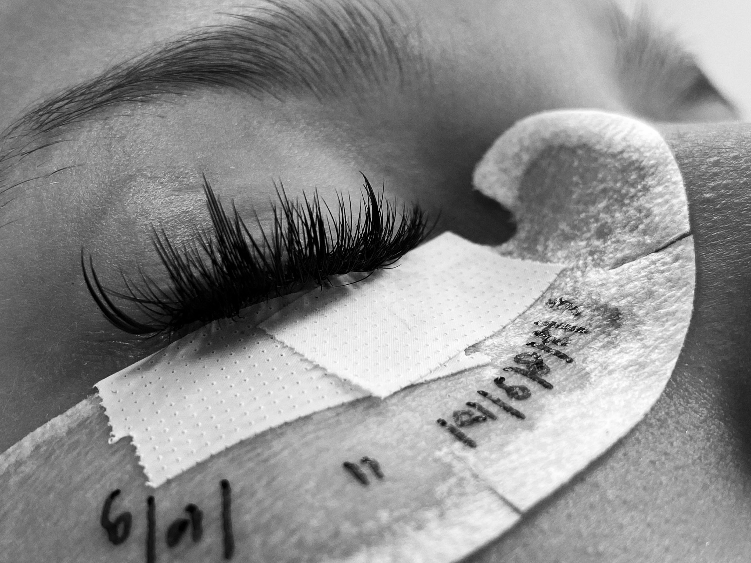 Secrets de la technique volume russe cils